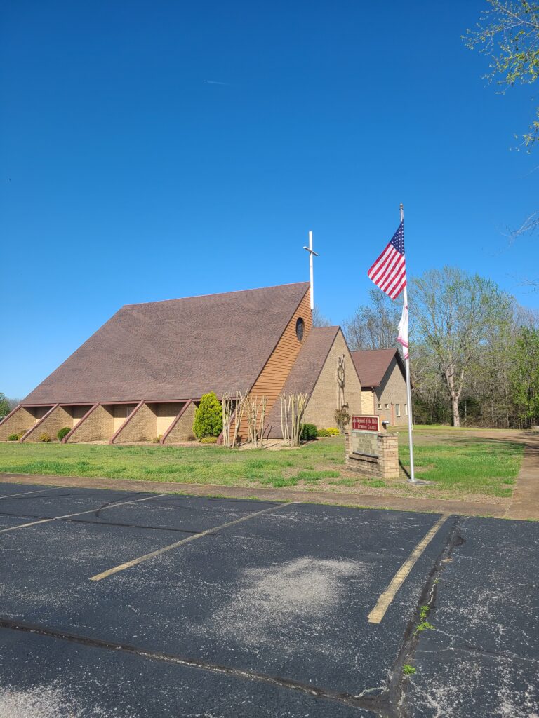 Church veiw Shephard of the Hills Lutheran Church LCMS in Horseshoe Bend Arkansas Christian Church 